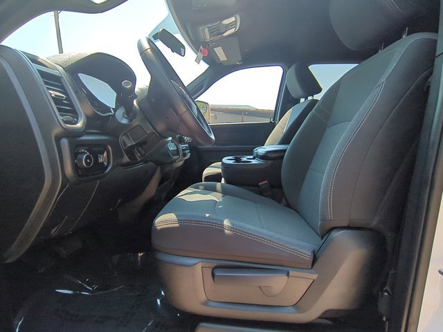 Used 2024 RAM 2500 Tradesman w/ Chrome Appearance Group AWD/4WD image 16