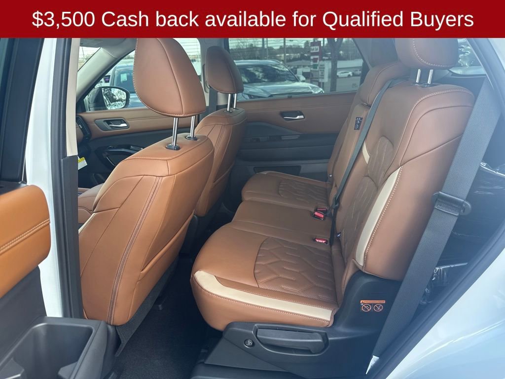 New 2026 Nissan Pathfinder Platinum image 28