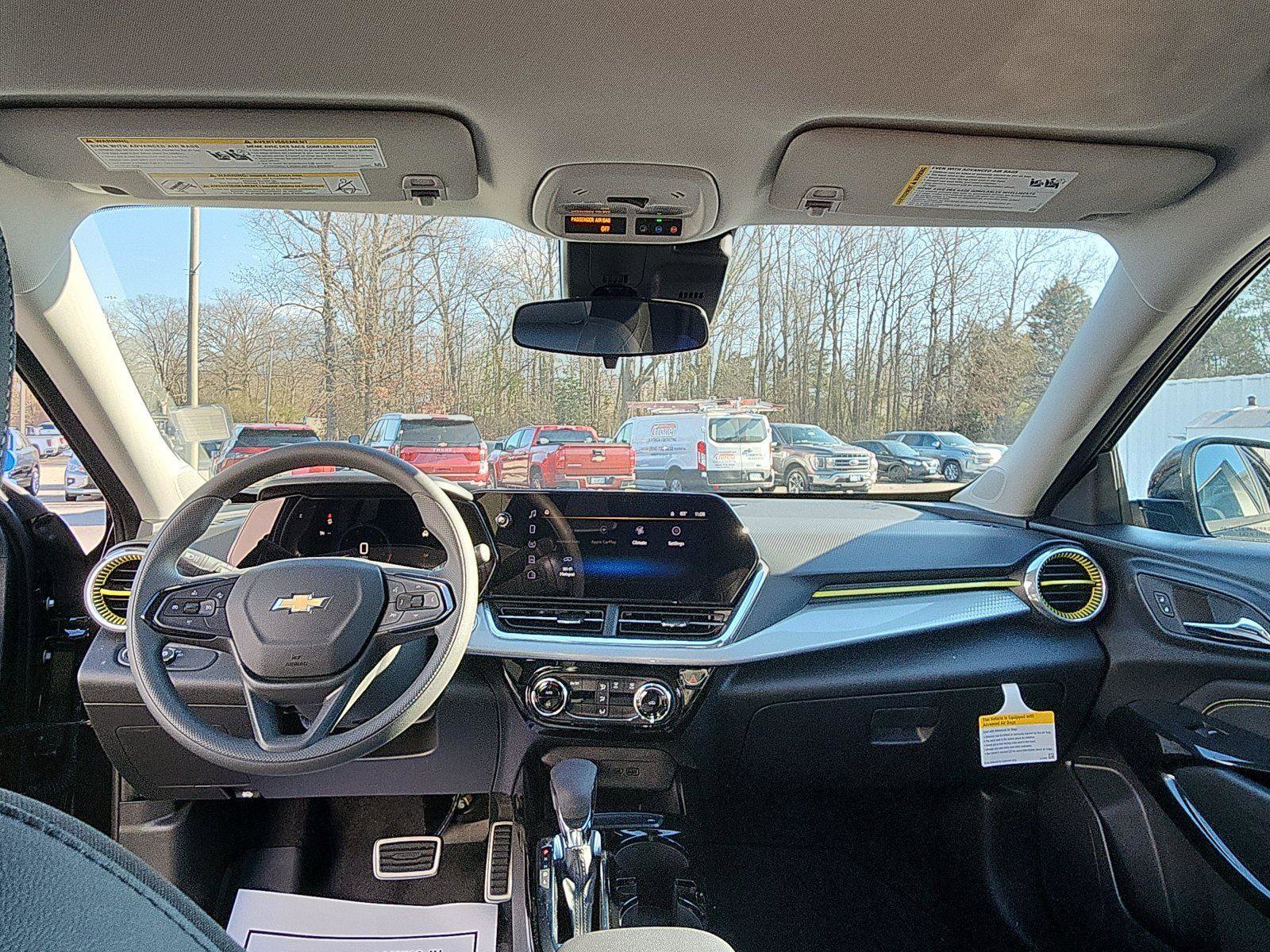 New 2026 Chevrolet Trax LT w/ LPO, Blackout Package image 24