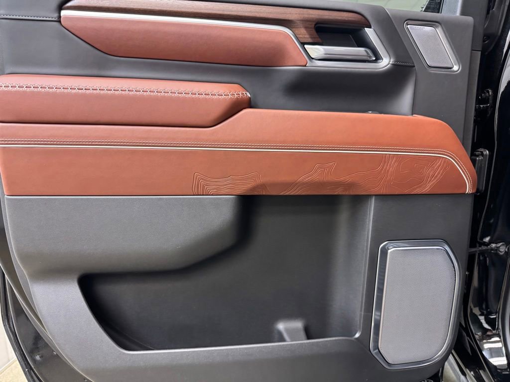 New 2026 GMC Sierra 2500 Denali Ultimate AWD/4WD image 18