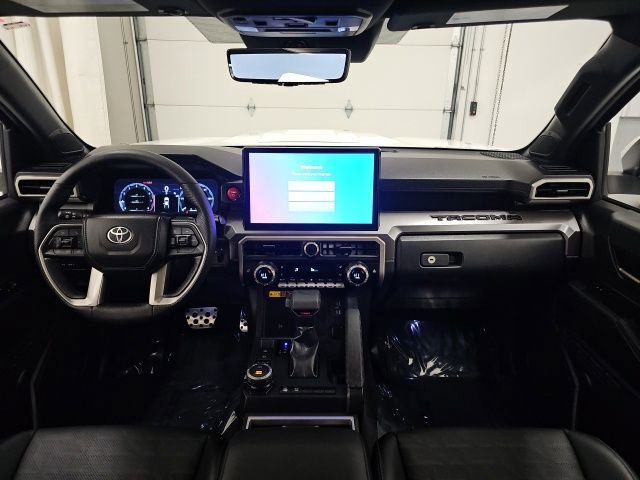 Used 2024 Toyota Tacoma TRD Sport image 32