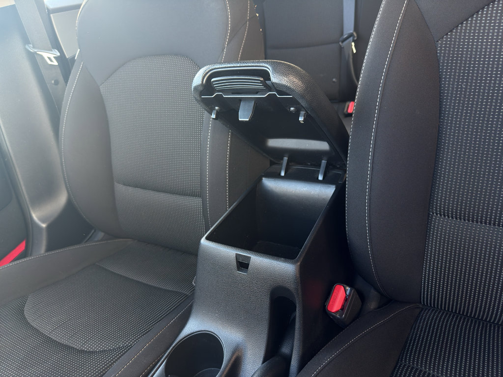 Used 2019 Kia Forte LXS image 40