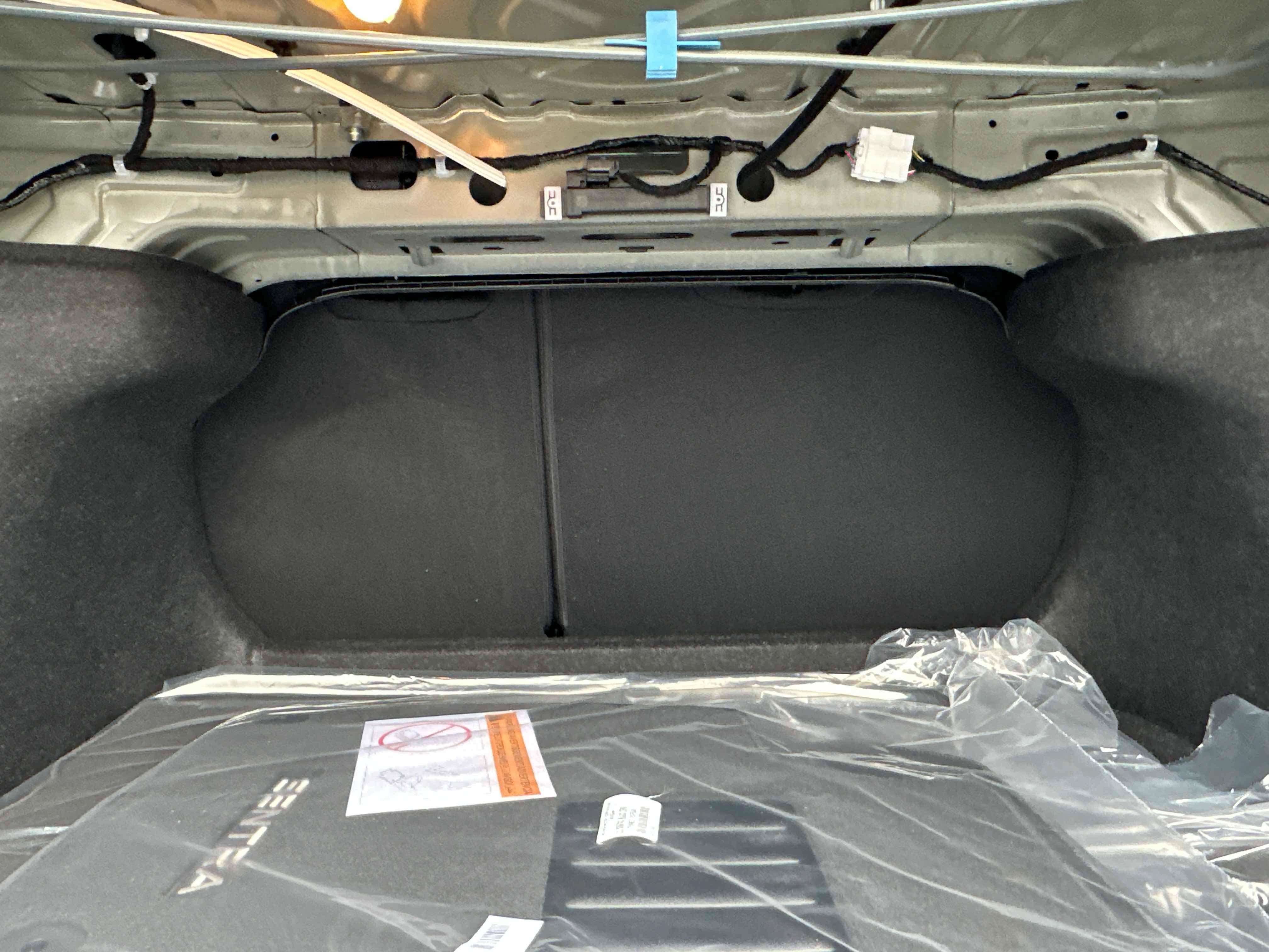 New 2026 Nissan Sentra SV w/ SV Convenience Package FWD image 15