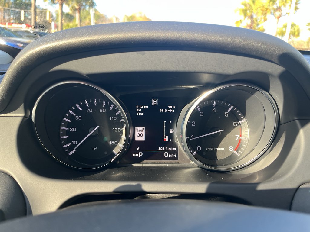 Used 2016 Land Rover Discovery Sport HSE AWD/4WD image 19