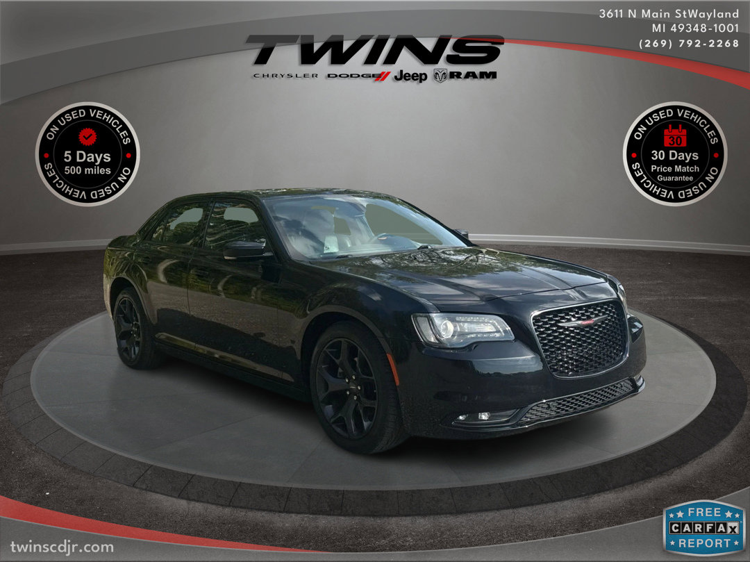 Used 2023 Chrysler 300 S