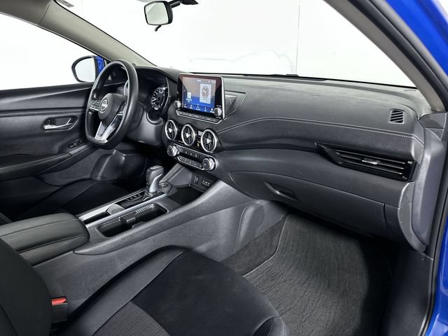 Used 2025 Nissan Sentra SV FWD image 30