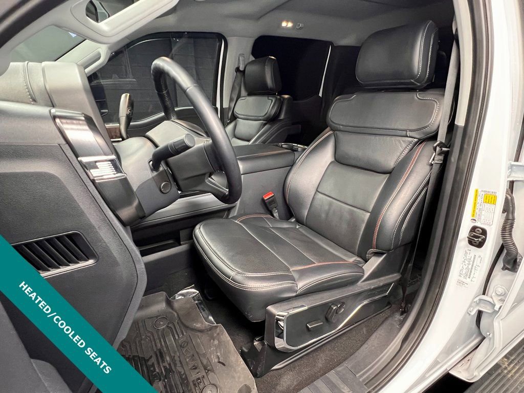 Used 2024 Ford F350 Lariat w/ Lariat Ultimate Package image 3