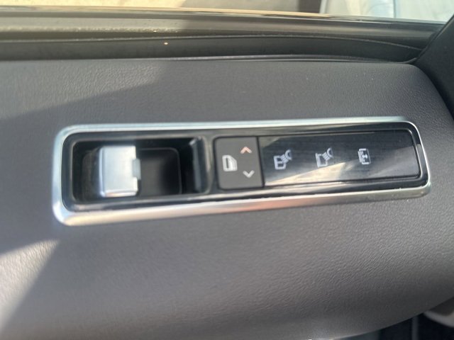 Used 2019 Land Rover Range Rover HSE image 22