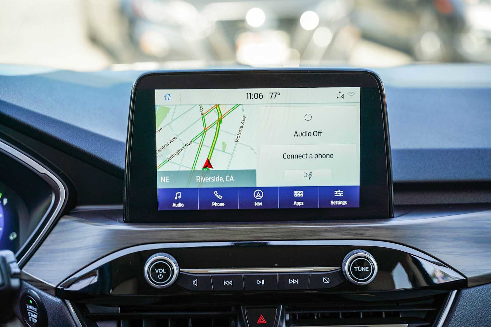 Used 2020 Ford Escape Titanium image 12