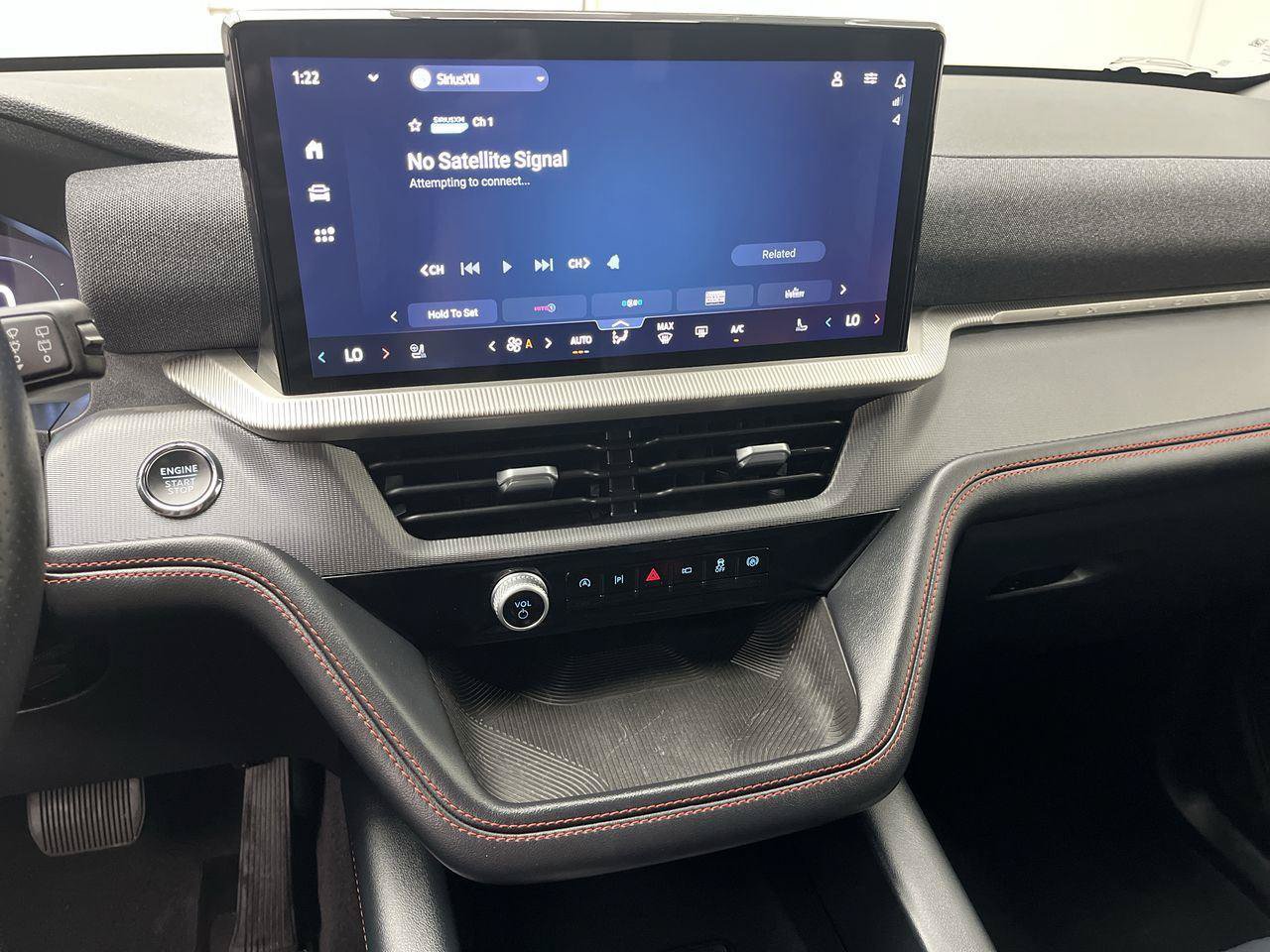 Certified 2025 Ford Explorer ST-Line AWD/4WD image 19