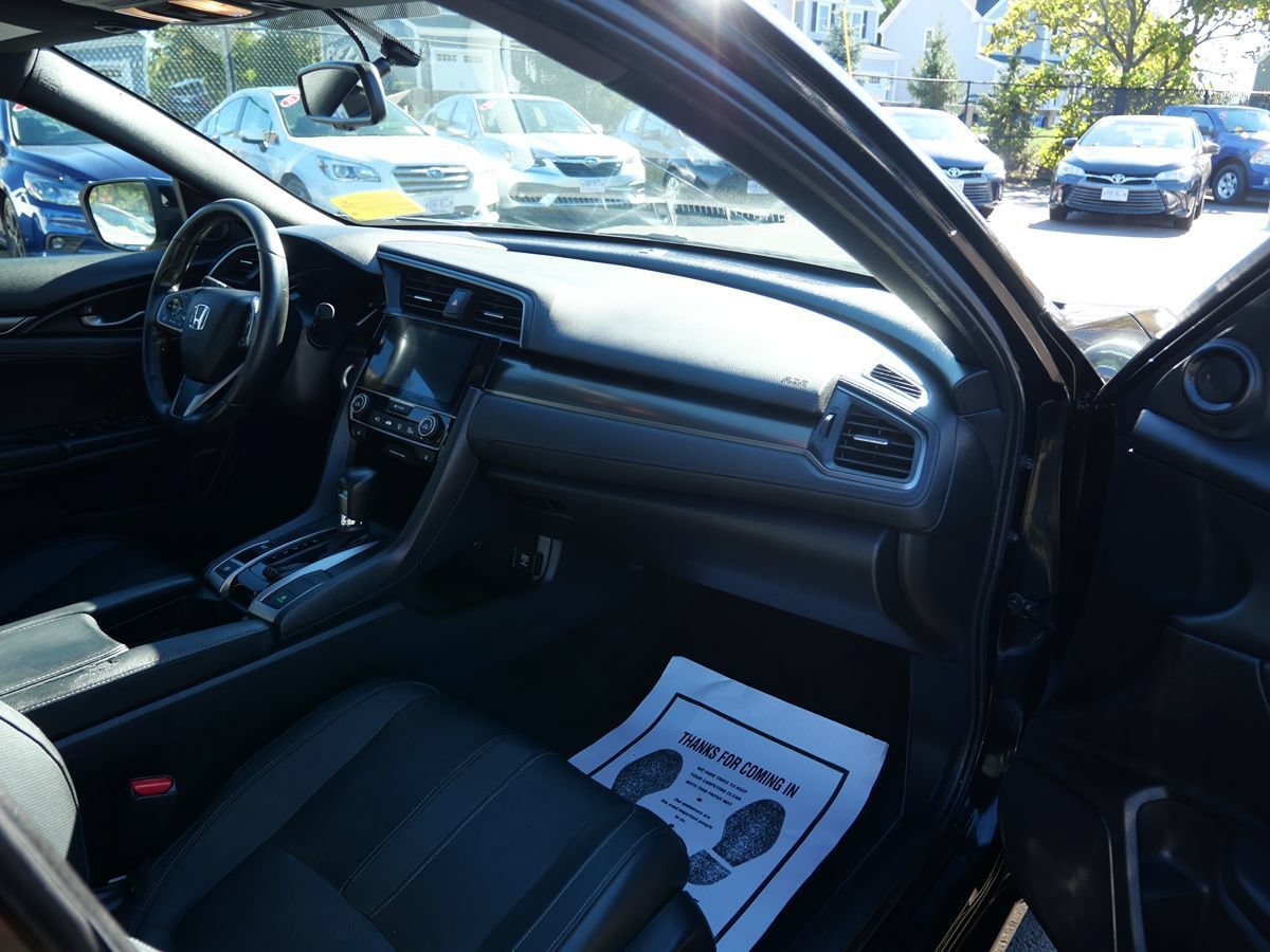 Used 2018 Honda Civic EX-L image 16