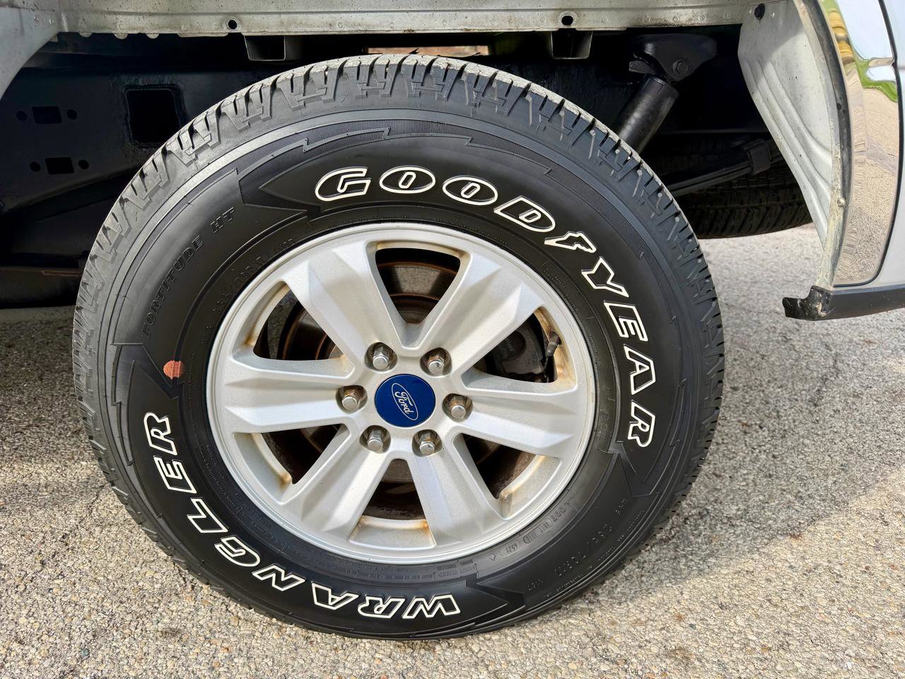 Used 2016 Ford F150 XL w/ Equipment Group 101A Mid image 26