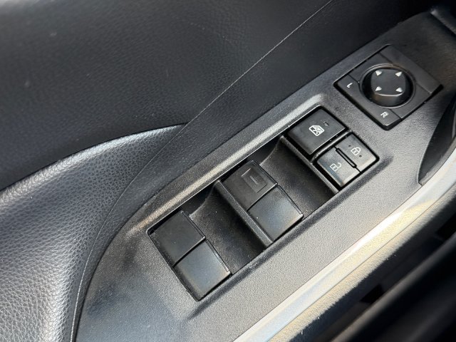 Used 2021 Toyota RAV4 LE FWD image 26