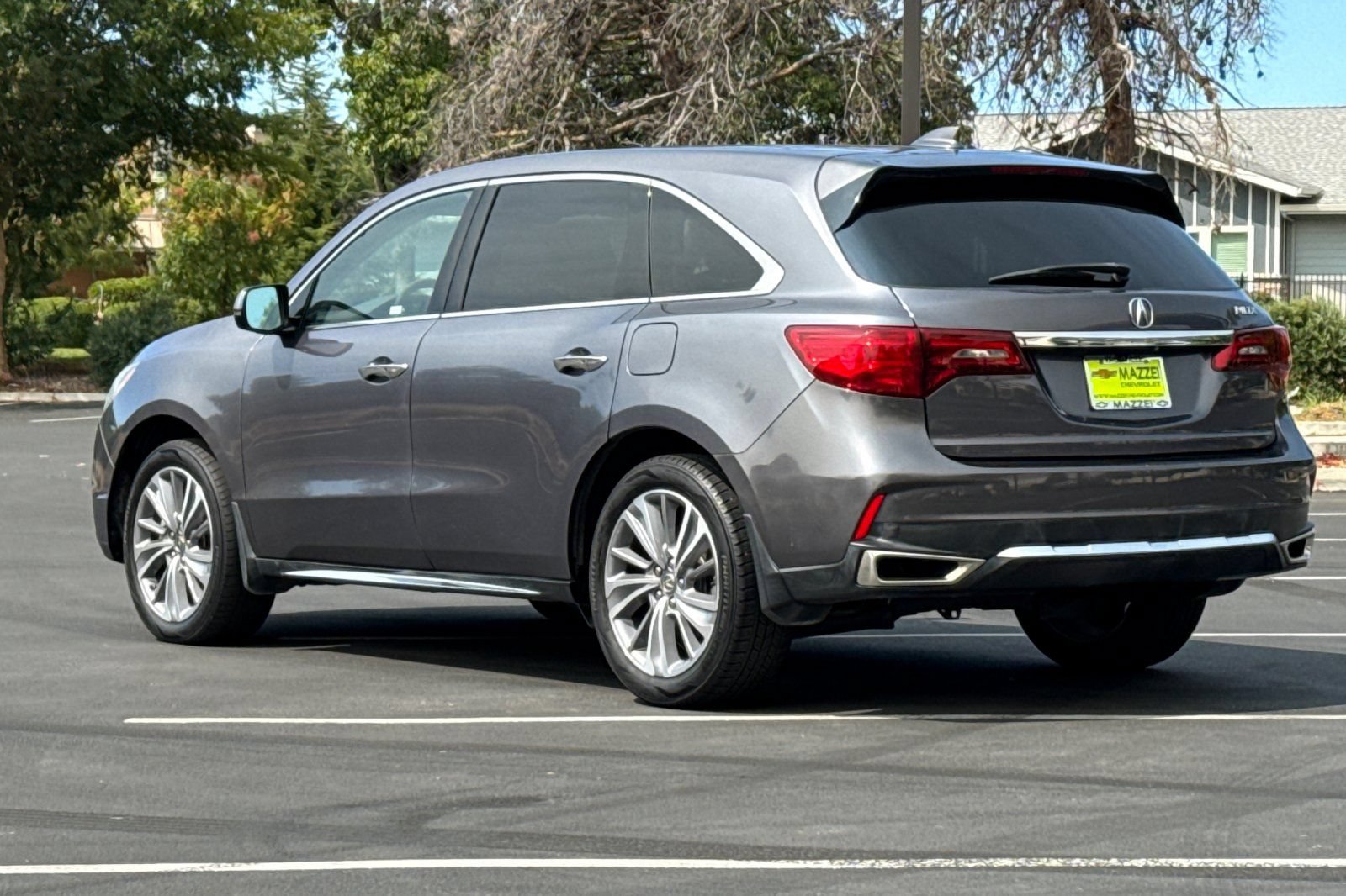 Used 2018 Acura MDX w/ Technology Package FWD image 3