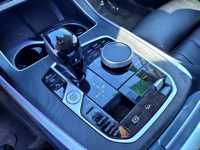 Used 2022 BMW X7 xDrive40i w/ Premium Package AWD/4WD image 19