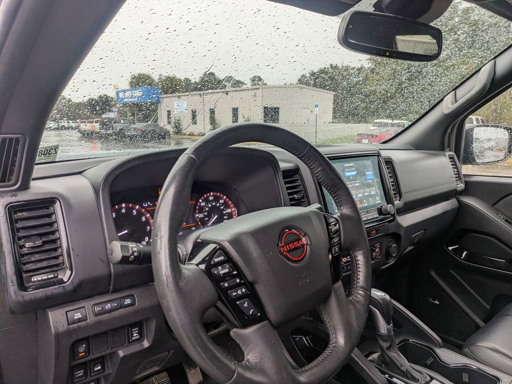 Used 2022 Nissan Frontier PRO-4X w/ Pro-4X Premium Package image 12