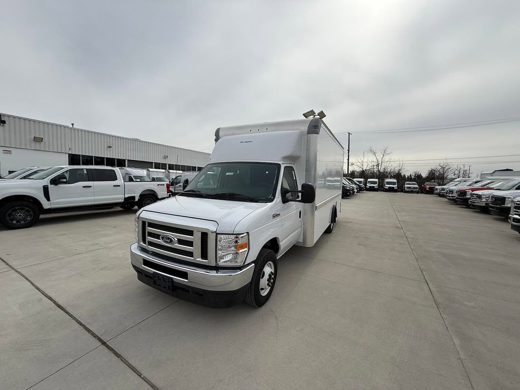 New 2025 Ford E-350 and Econoline 350 Super Duty w/ Power Equipment Group RWD image 6