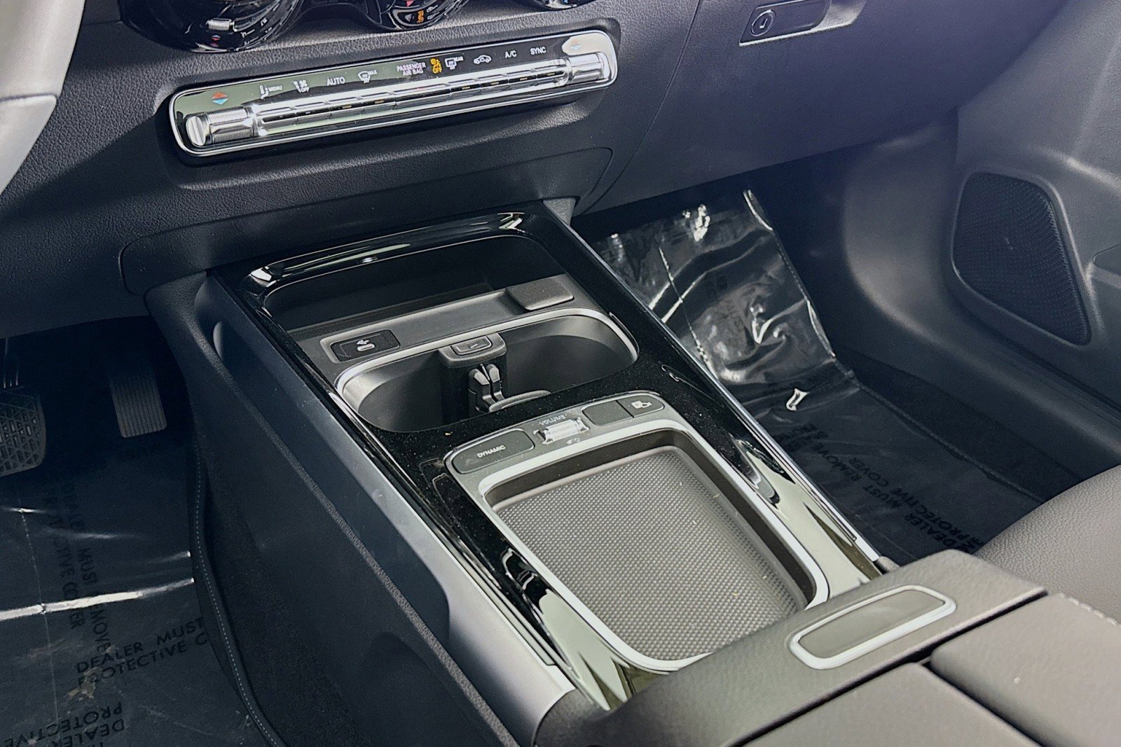 New 2026 Mercedes-Benz GLB 250 image 5