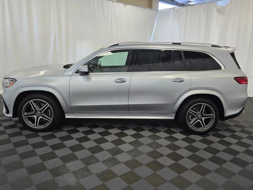 Used 2024 Mercedes-Benz GLS 450 GLS 450 image 3