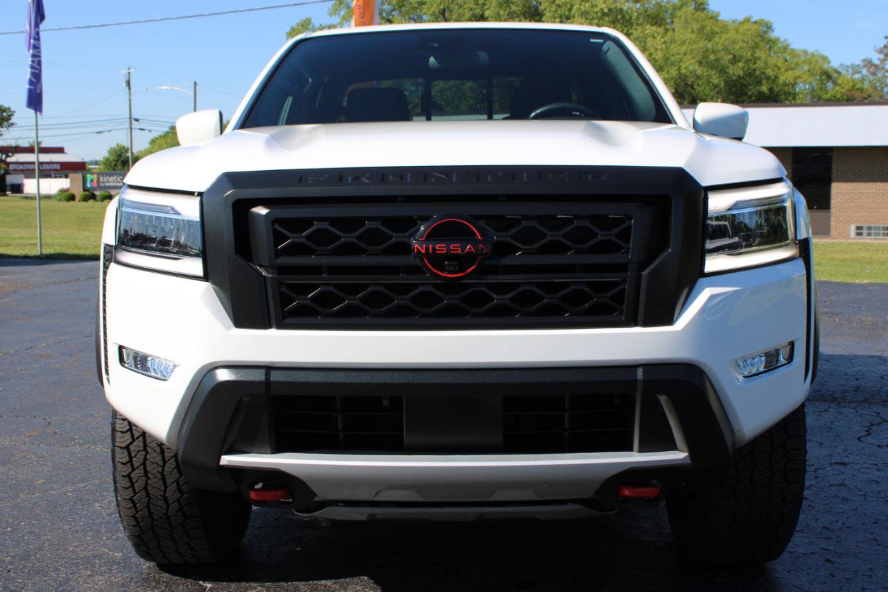 Used 2024 Nissan Frontier PRO-4X w/ Pro Convenience Package AWD/4WD image 2