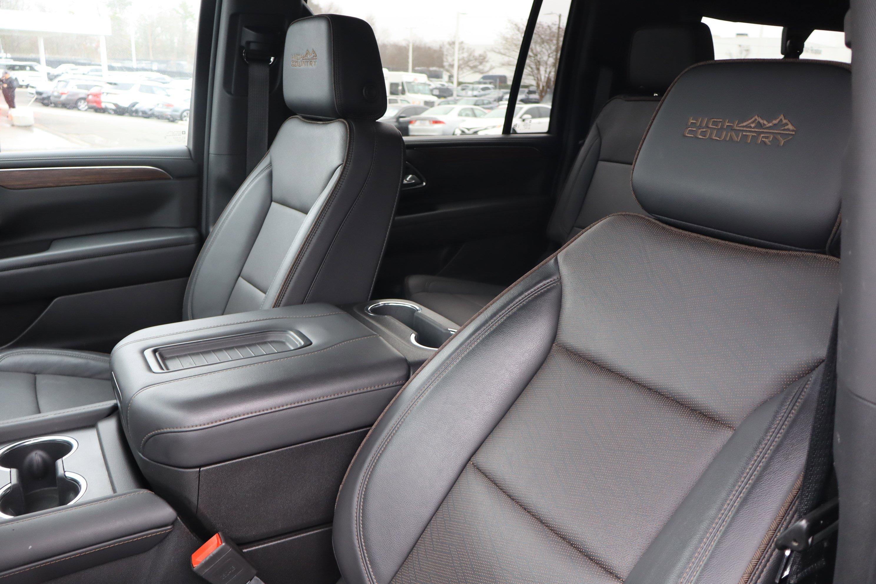 Certified 2024 Chevrolet Suburban High Country image 20