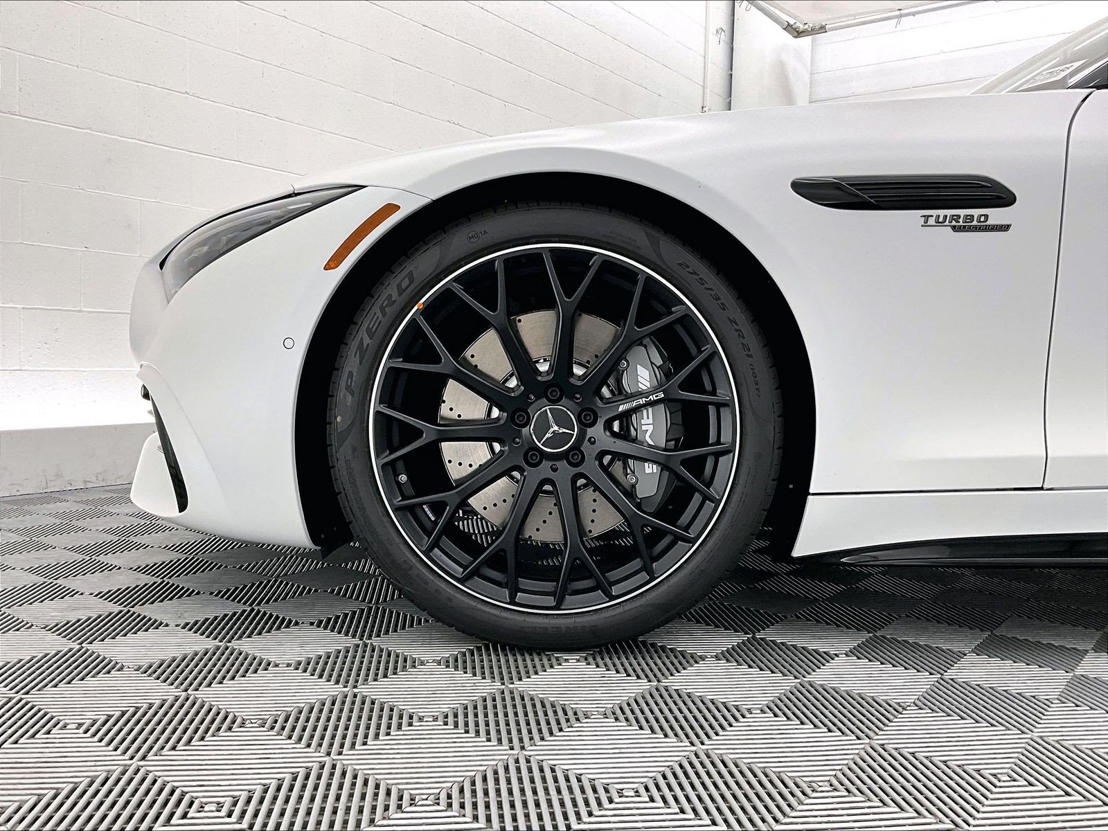 New 2027 Mercedes-Benz SL 43 AMG image 10