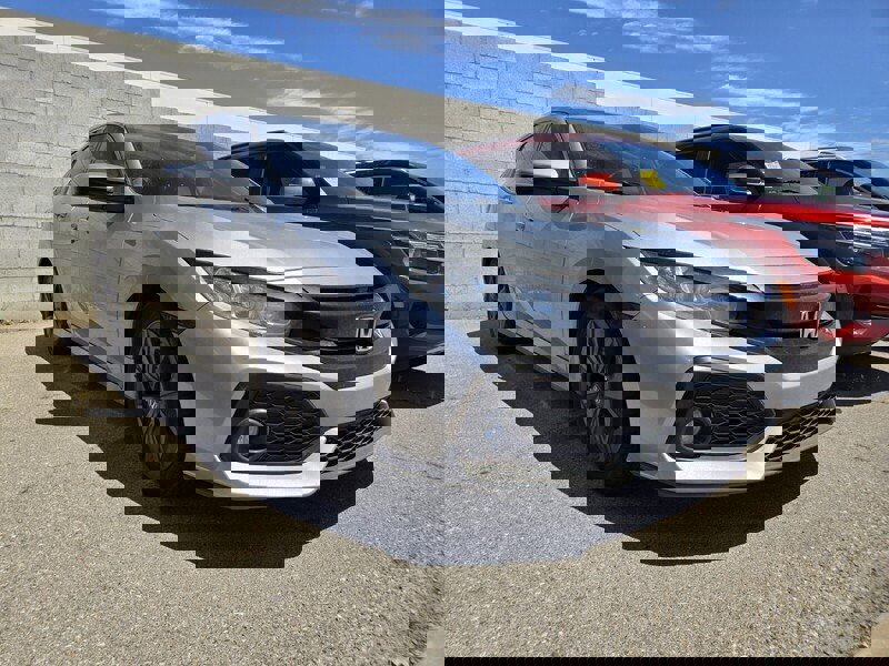 Used 2018 Honda Civic EX image 2