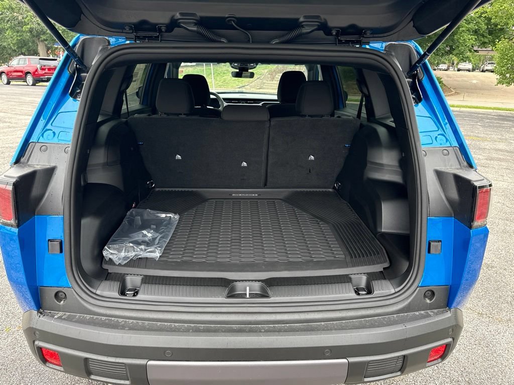 New 2026 Jeep Cherokee Laredo AWD/4WD image 4