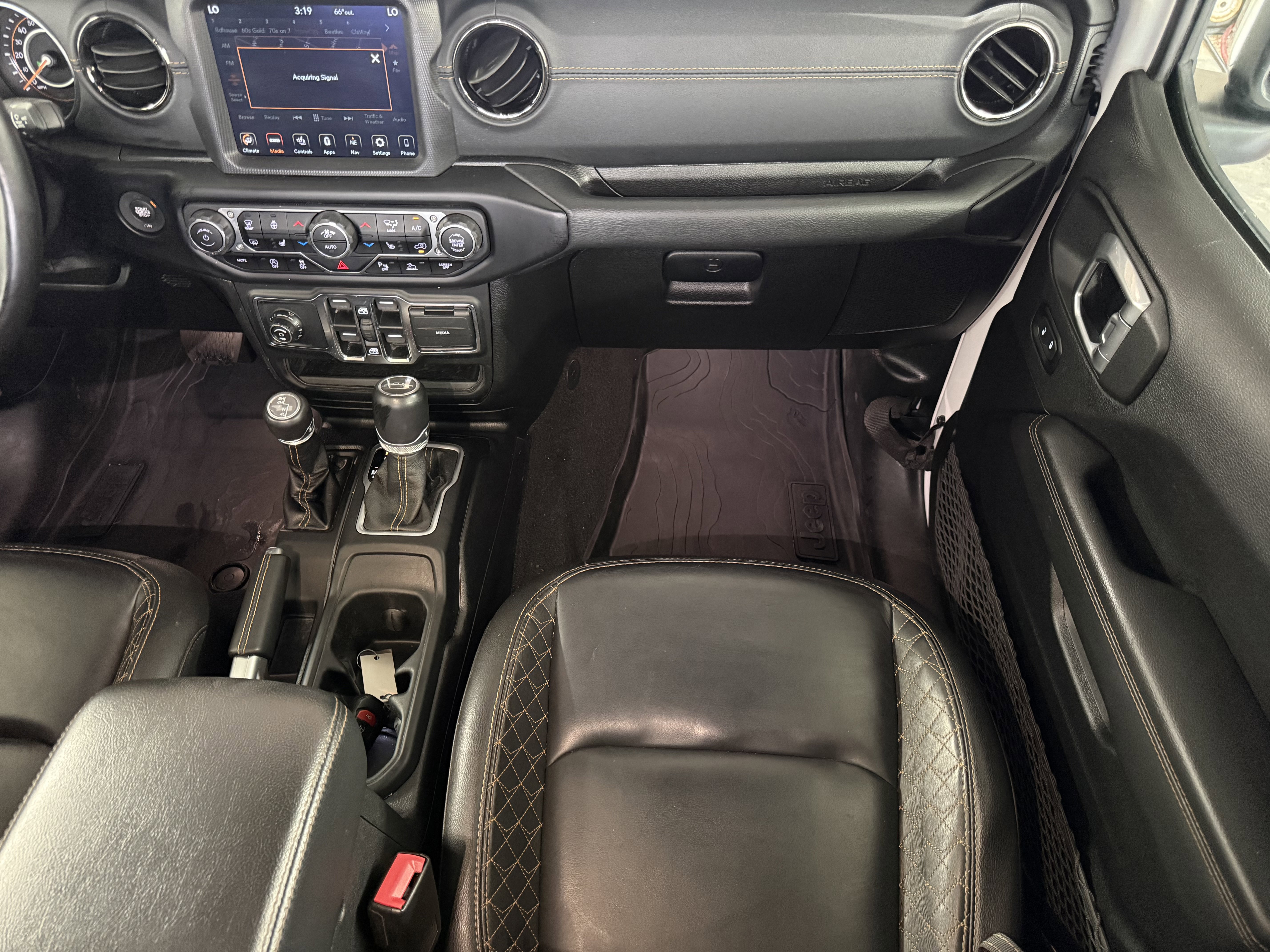 Used 2021 Jeep Gladiator Overland AWD/4WD image 24