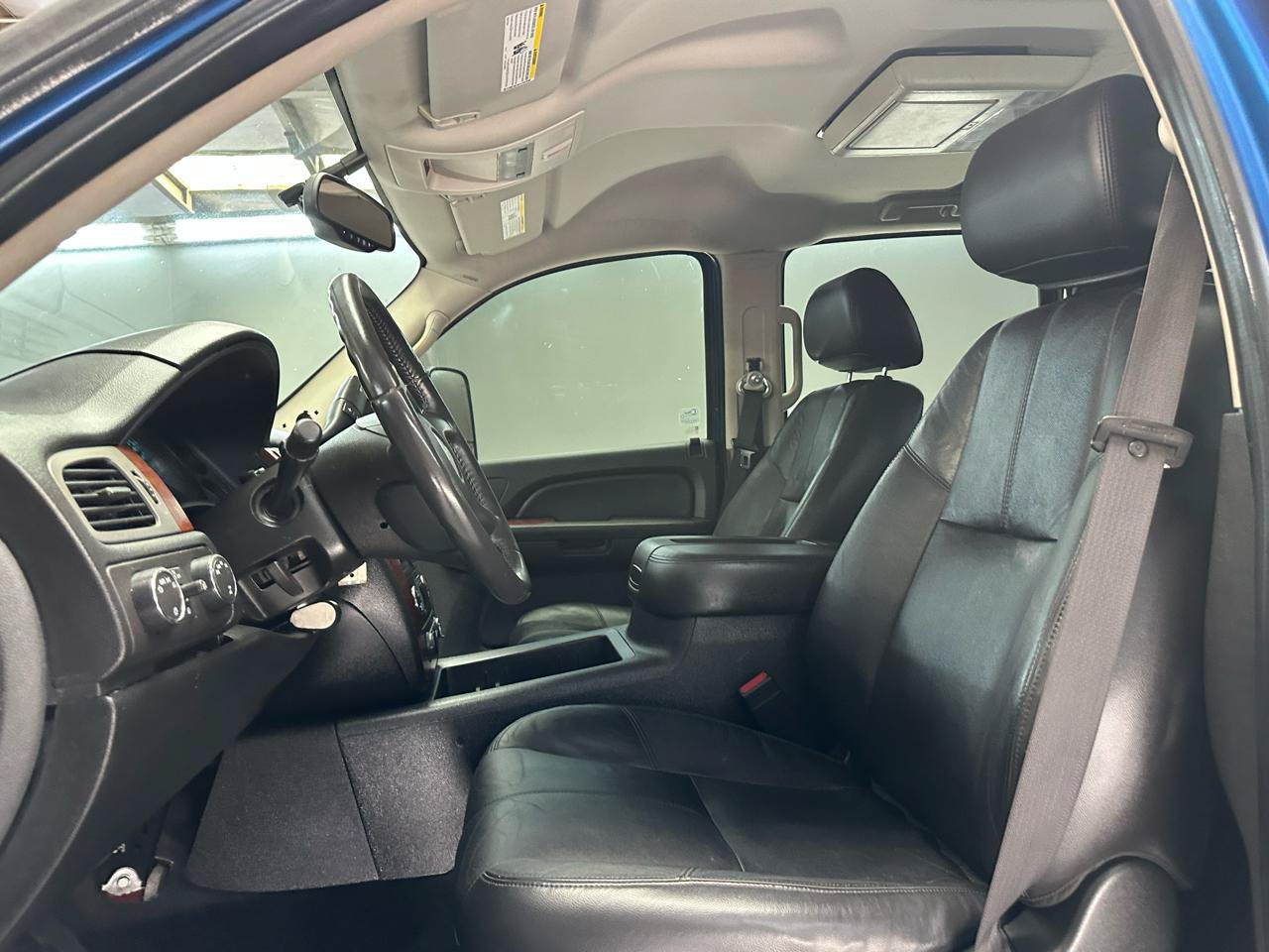 Used 2007 Chevrolet Silverado 1500 LTZ w/ Safety Package AWD/4WD image 18