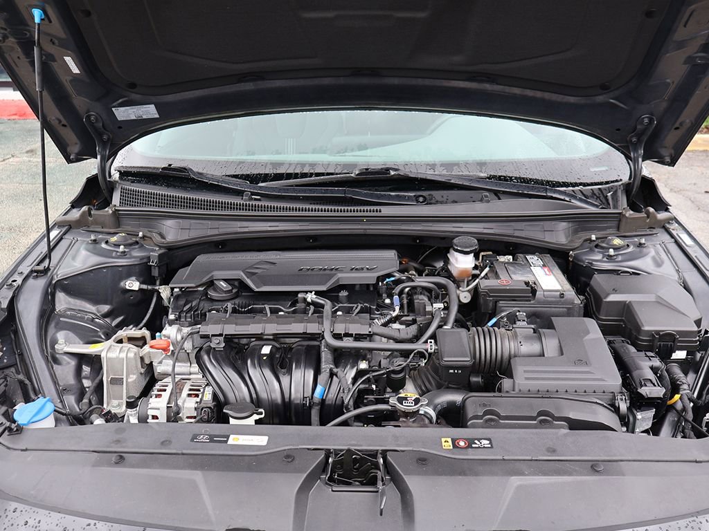 Used 2023 Hyundai Elantra SEL w/ Convenience Package FWD image 18