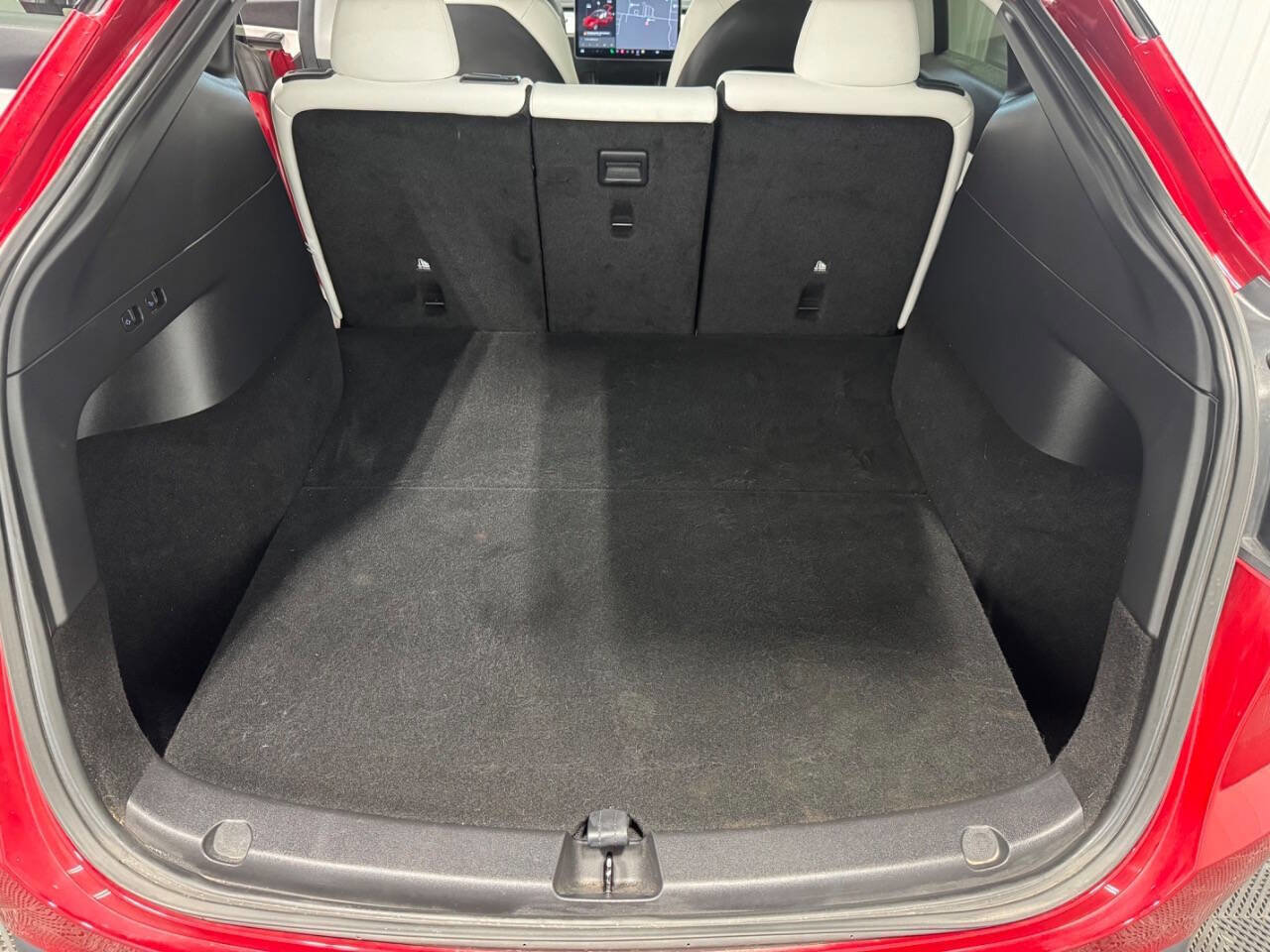 Used 2021 Tesla Model Y Long Range image 13