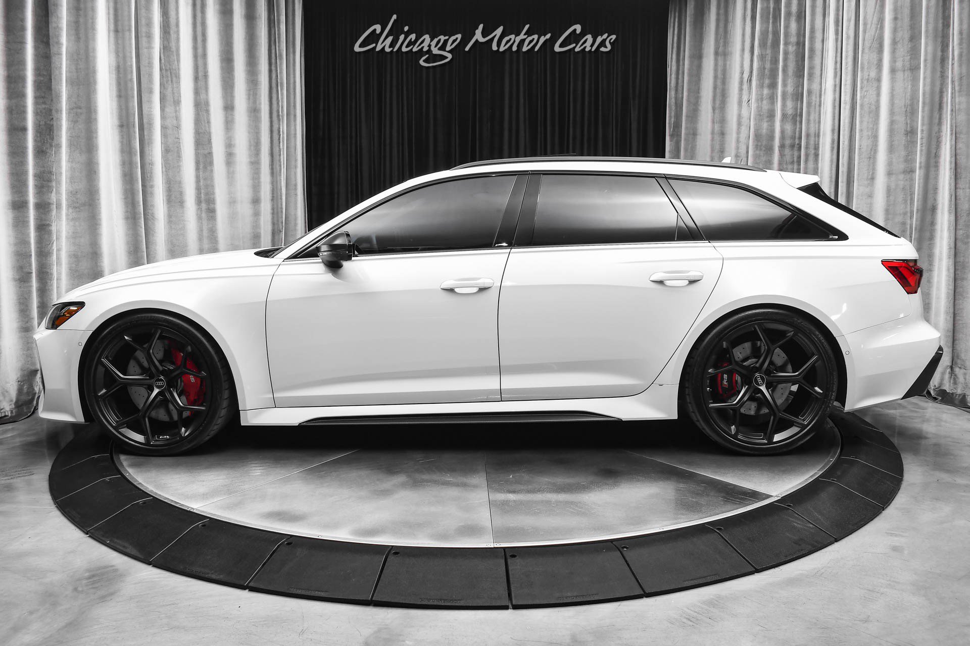 Used 2024 Audi RS 6 performance image 43