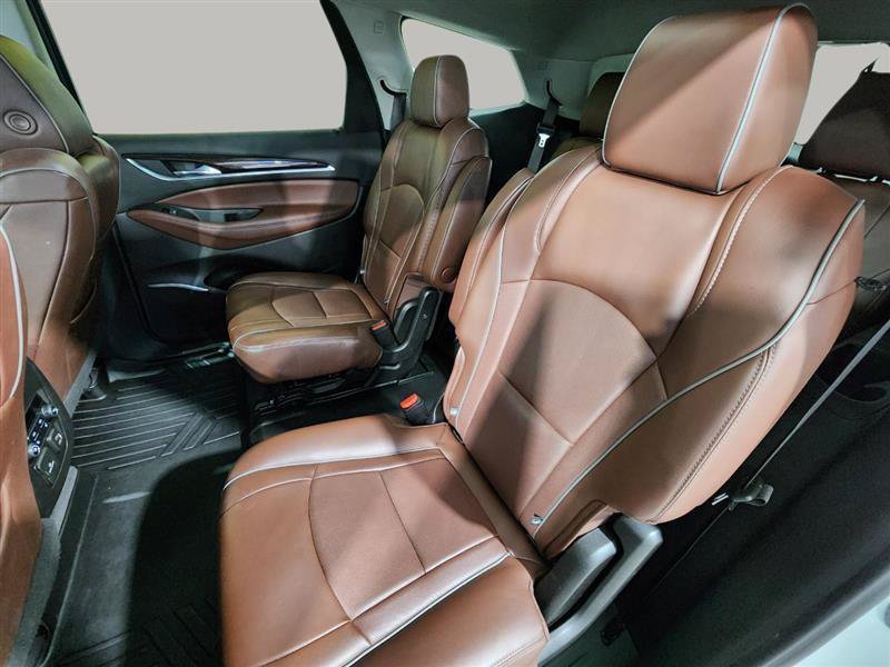 Used 2020 Buick Enclave Avenir w/ Avenir Technology Package AWD/4WD image 12