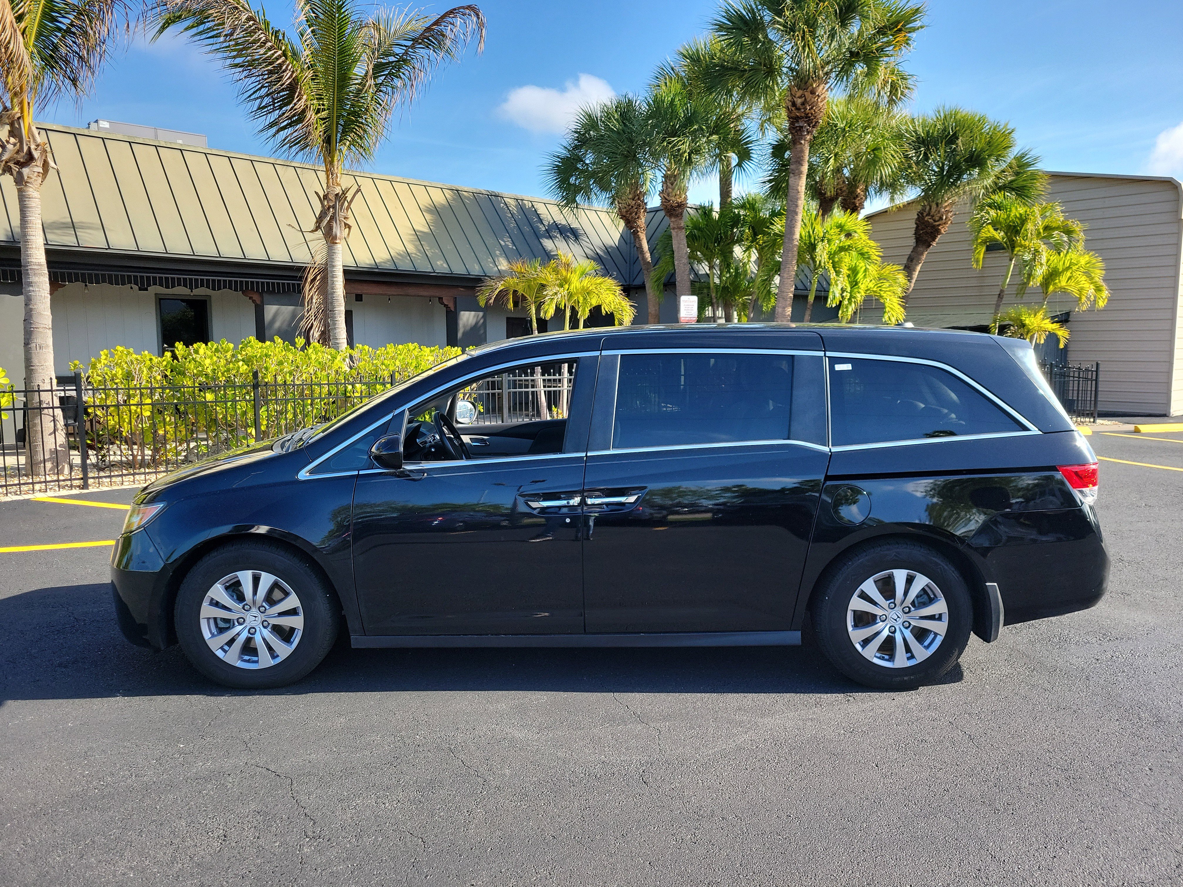 Used 2015 Honda Odyssey EX-L image 8