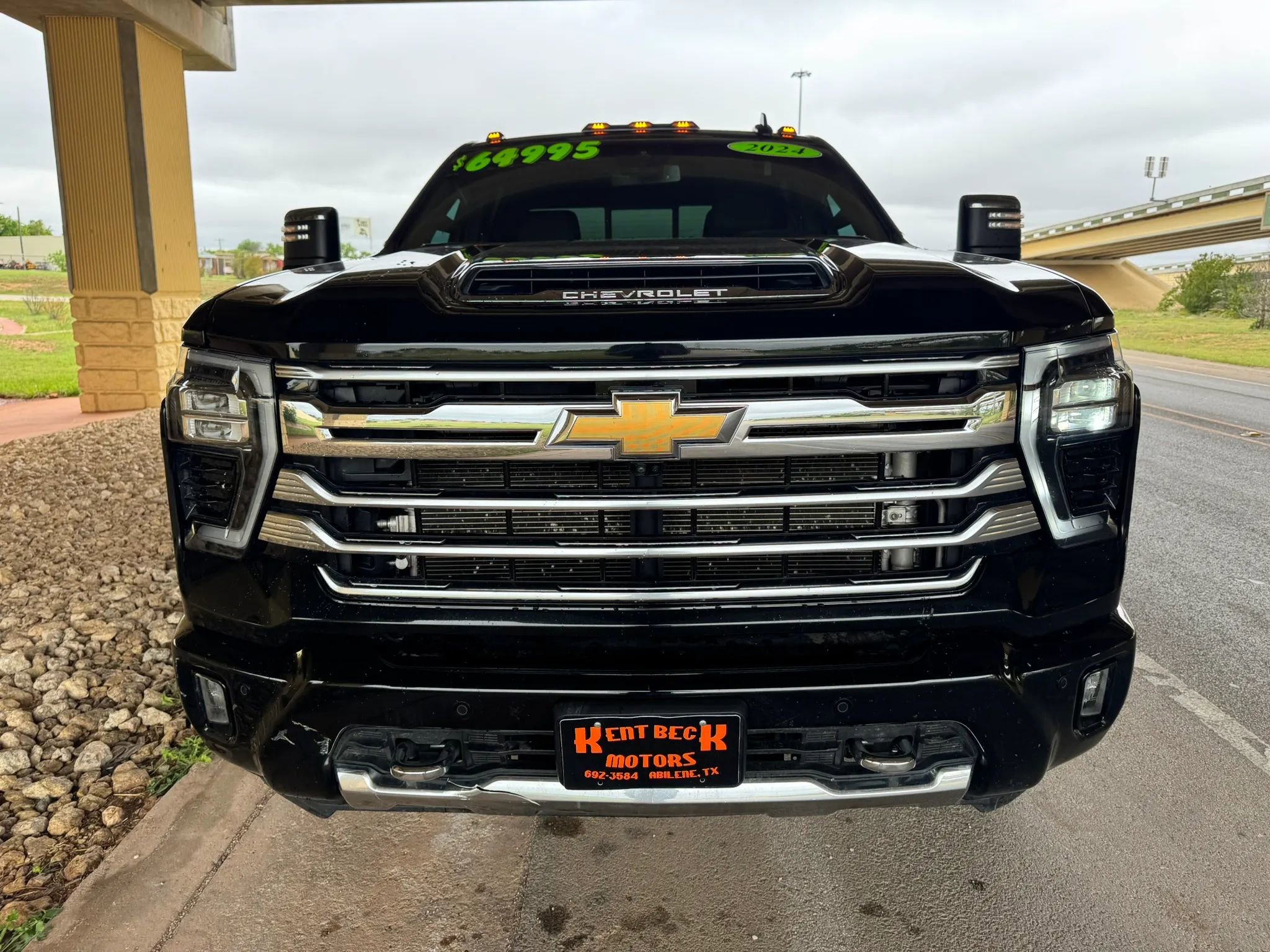 Used 2024 Chevrolet Silverado 3500 High Country AWD/4WD image 8