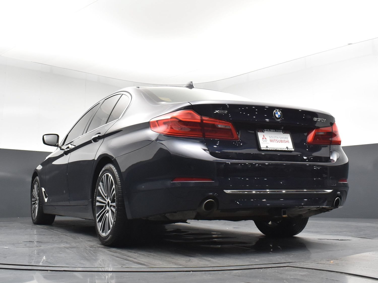 Used 2018 BMW 530i xDrive AWD/4WD image 22