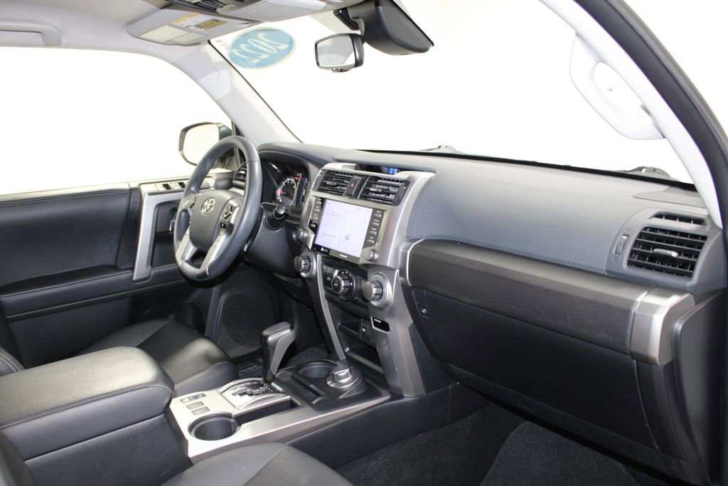Used 2022 Toyota 4Runner TRD Sport w/ Technology Package AWD/4WD image 27