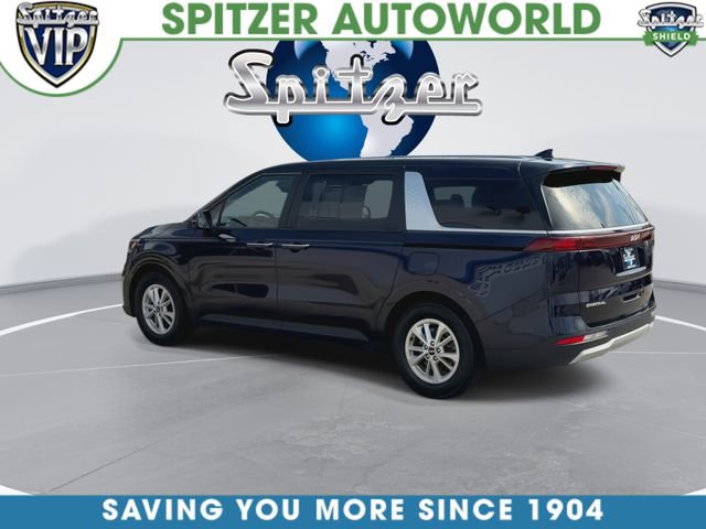Used 2023 Kia Carnival LX FWD image 7