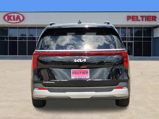 New 2026 Kia Carnival EX FWD image 4