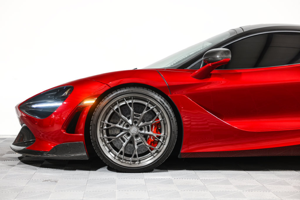 Used 2019 McLaren 720S Performance RWD image 15