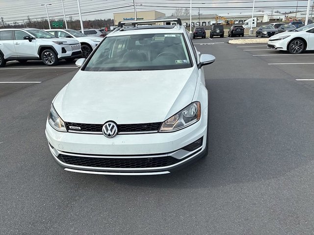 Used 2017 Volkswagen Golf Alltrack SEL image 17