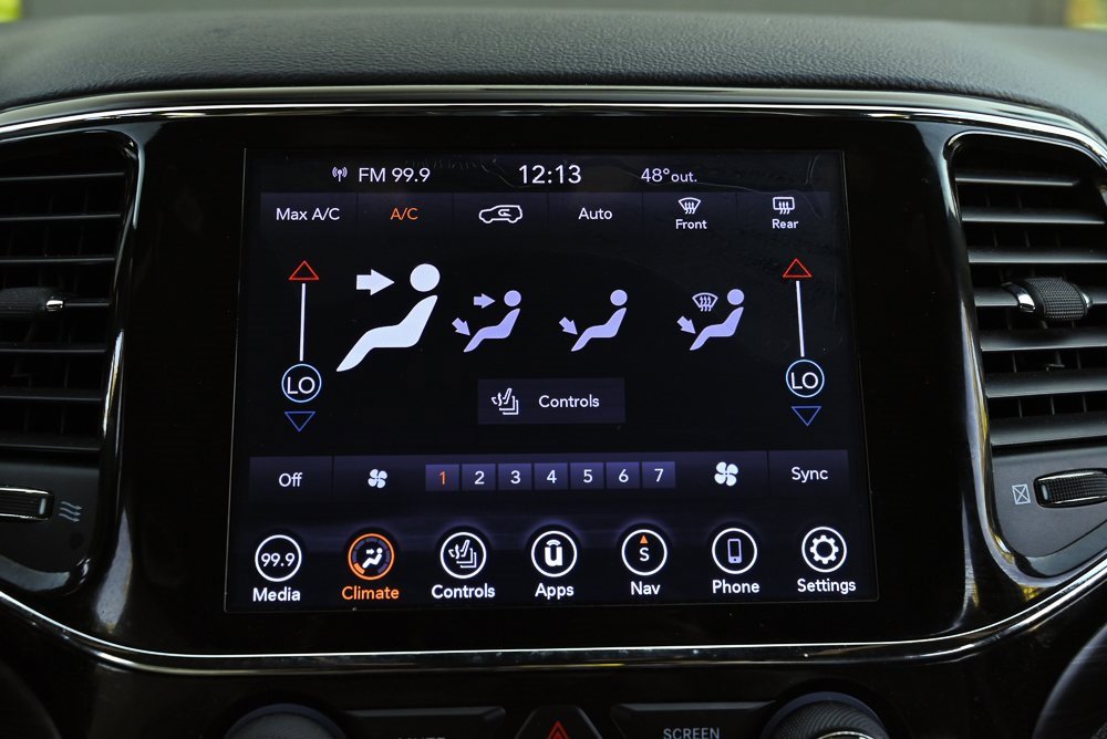 Used 2021 Jeep Grand Cherokee Laredo X image 27