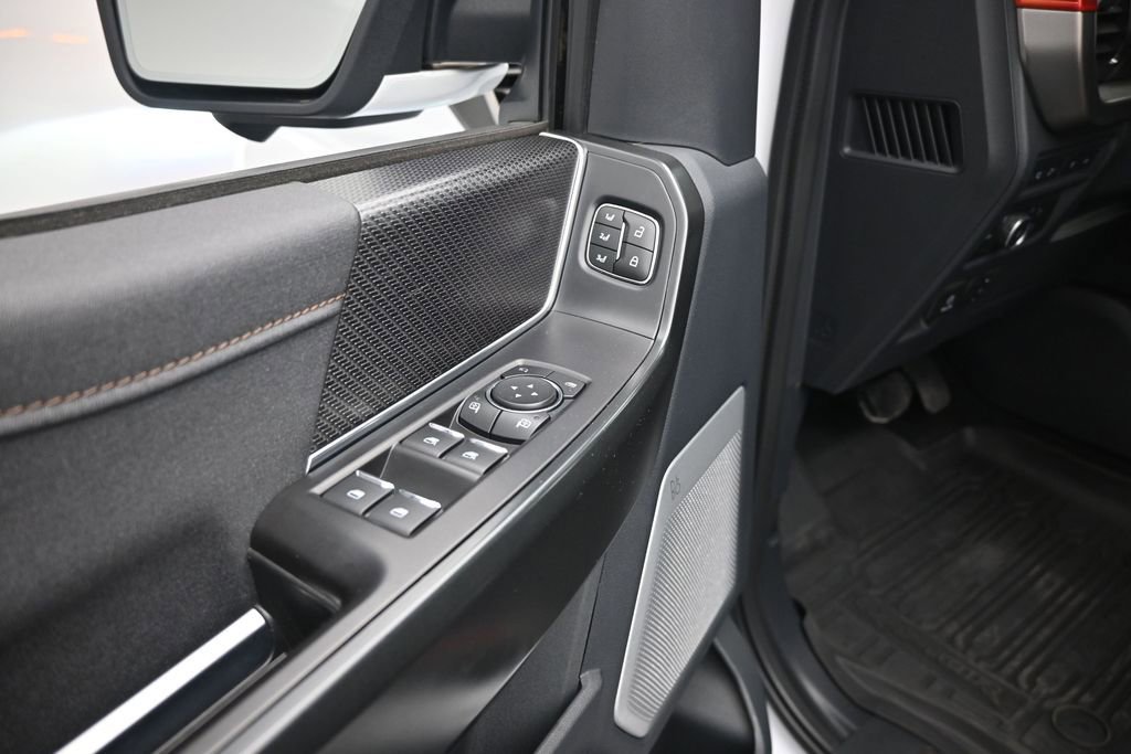 Used 2022 Ford F150 Raptor w/ Equipment Group 801A High AWD/4WD image 9
