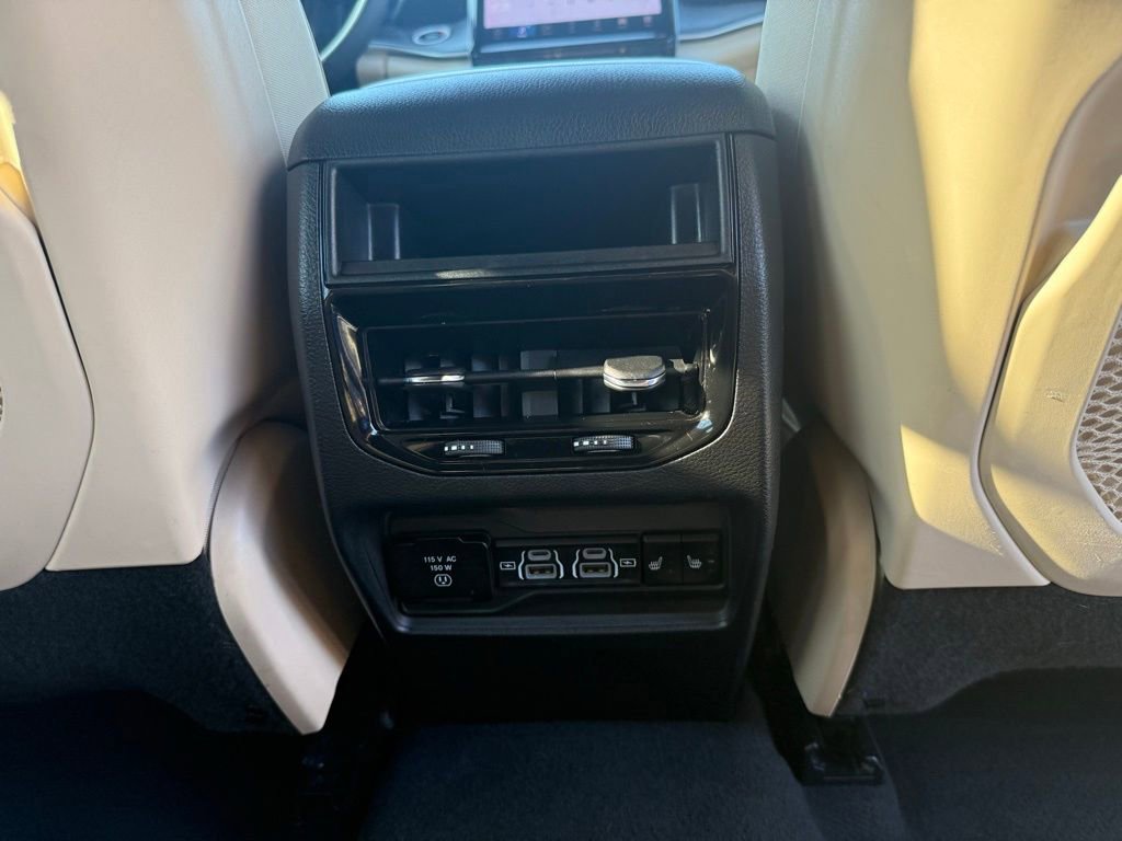 Used 2024 Jeep Grand Cherokee Limited 4xe image 30