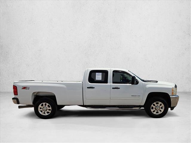 Used 2013 Chevrolet Silverado 3500 LT w/ Interior Plus Package AWD/4WD image 4