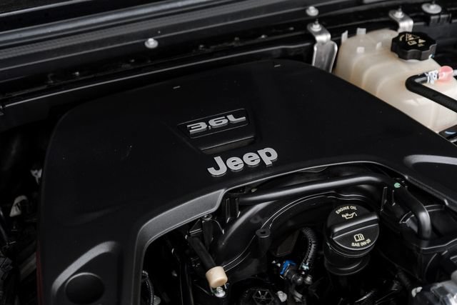 Used 2020 Jeep Gladiator Rubicon AWD/4WD image 4