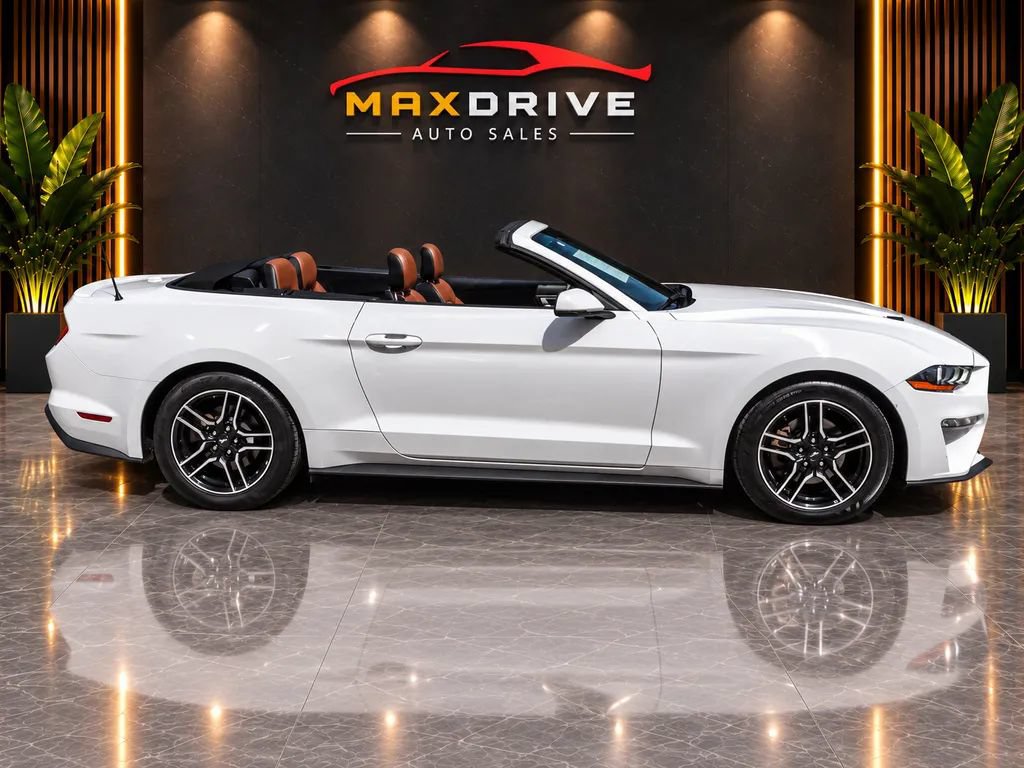 Used 2018 Ford Mustang Premium RWD image 5