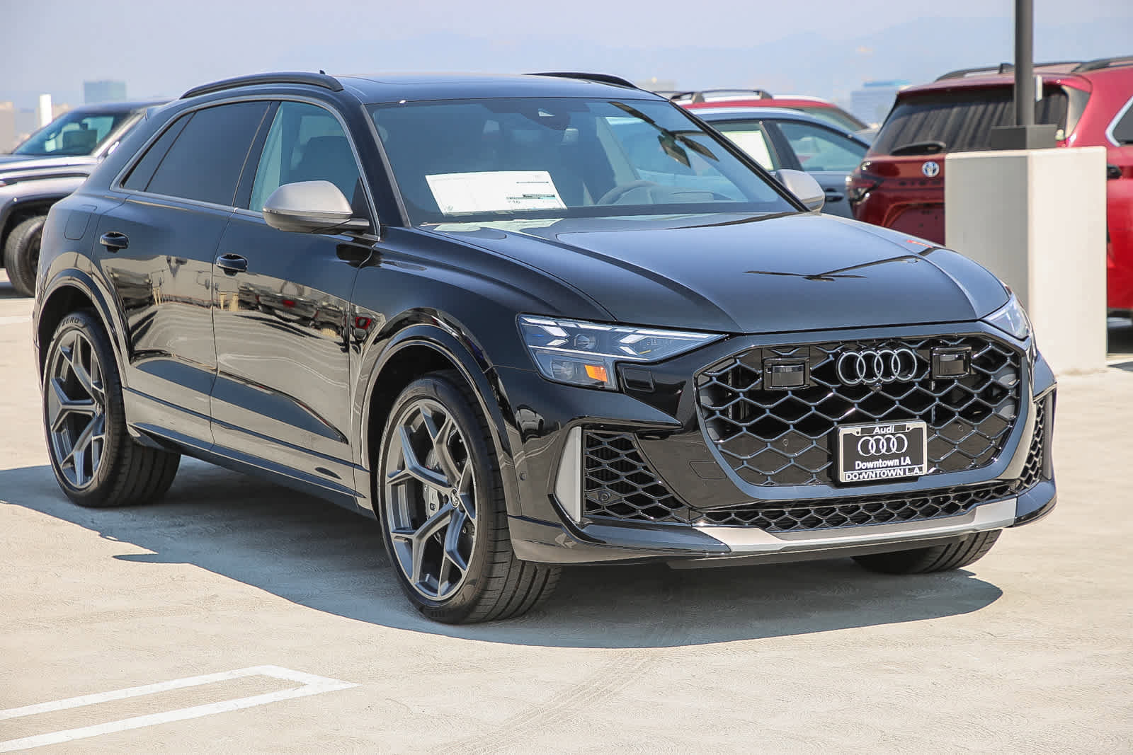 New 2025 Audi RS Q8 performance image 3