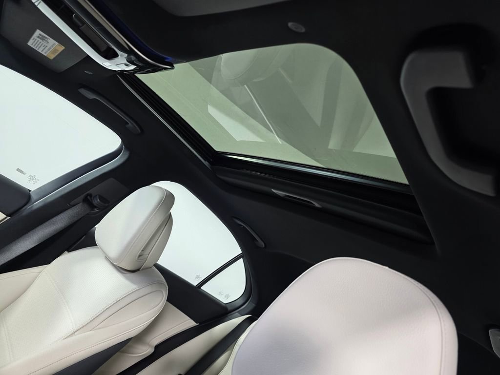 Certified 2025 Mercedes-Benz C 300 Sedan image 12